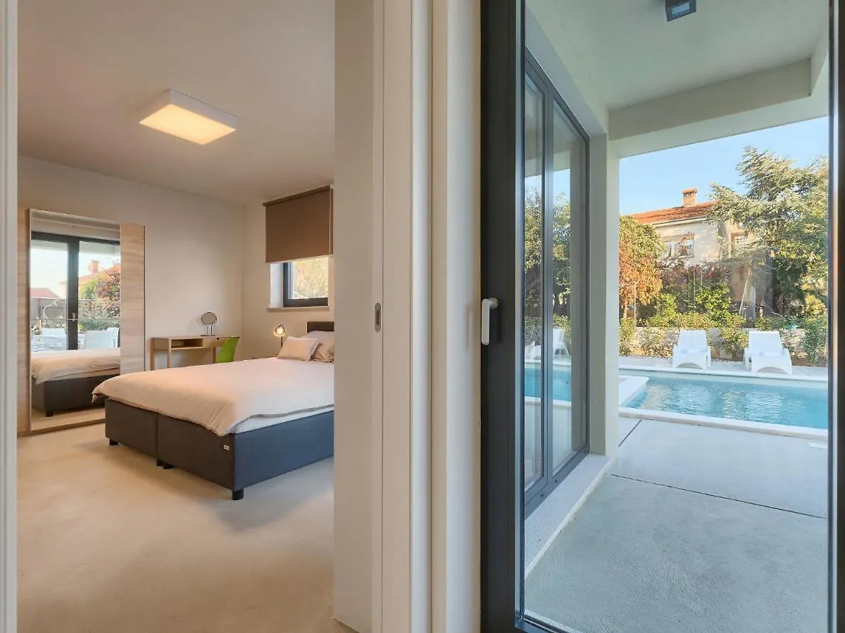 Villa Anna By Interhome Pula
